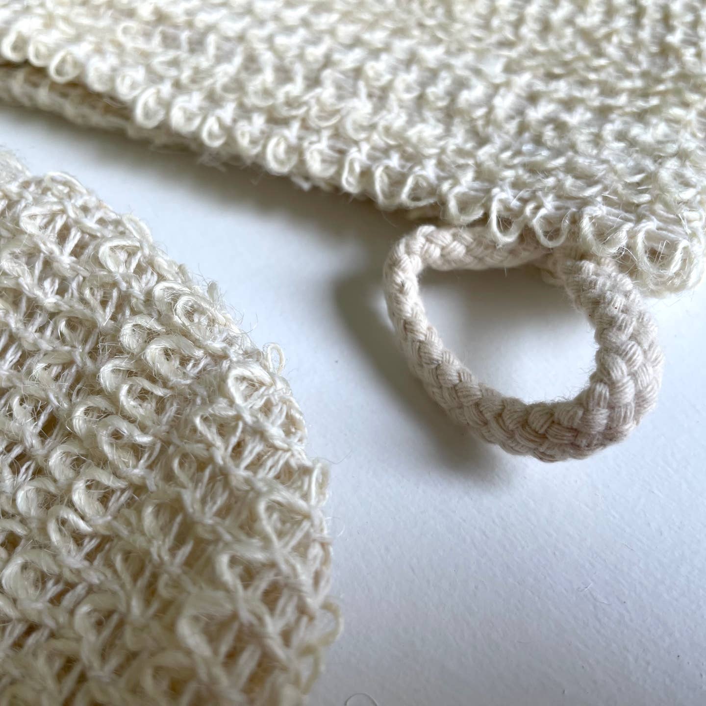 Natural Exfoliating Bath Glove